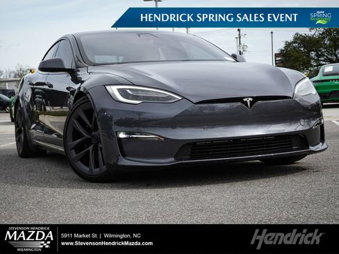 Used 2021 Tesla Model S Plaid image 1