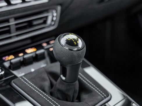 Certified 2022 Porsche 911 GT3 image 32