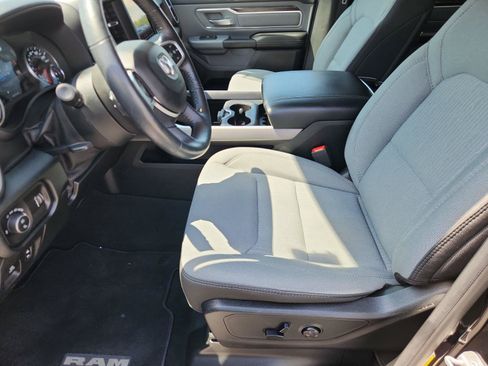 Used 2020 RAM 1500 Big Horn AWD/4WD image 10