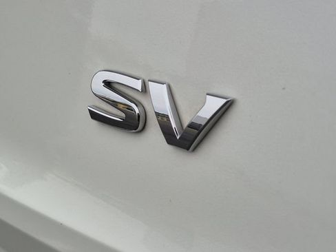 Used 2023 Nissan Rogue SV FWD image 10