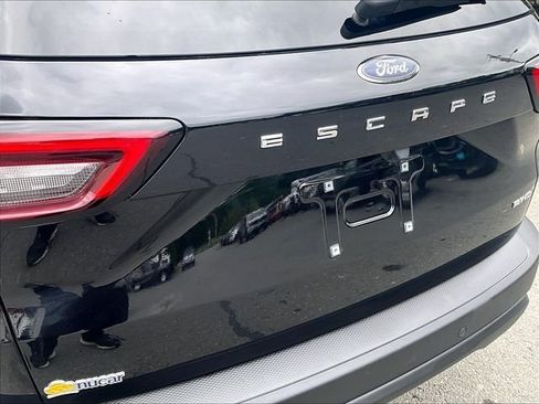 Used 2025 Ford Escape ST-Line Select w/ Tech Pack #2 AWD/4WD image 8