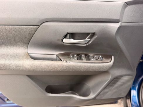 Used 2026 Nissan Kicks SV FWD image 26