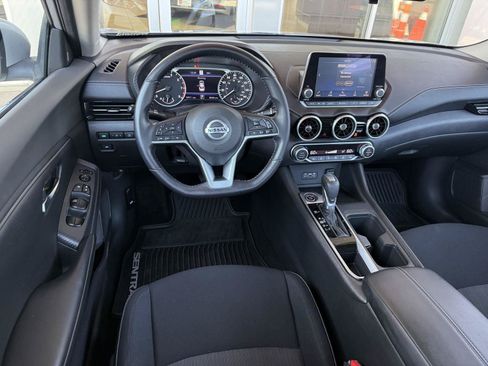 Used 2020 Nissan Sentra SV FWD image 16