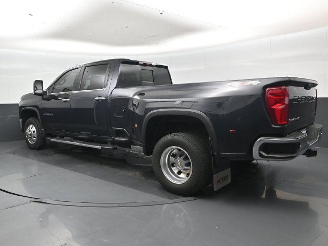 Used 2024 Chevrolet Silverado 3500 LTZ w/ LTZ Plus Package AWD/4WD image 25
