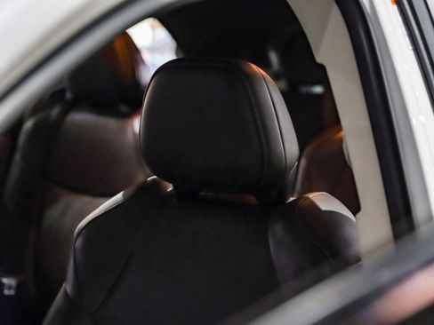 Used 2021 Toyota Sienna Platinum image 29