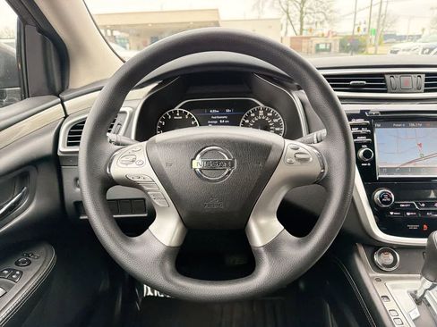 Used 2018 Nissan Murano S AWD/4WD image 27