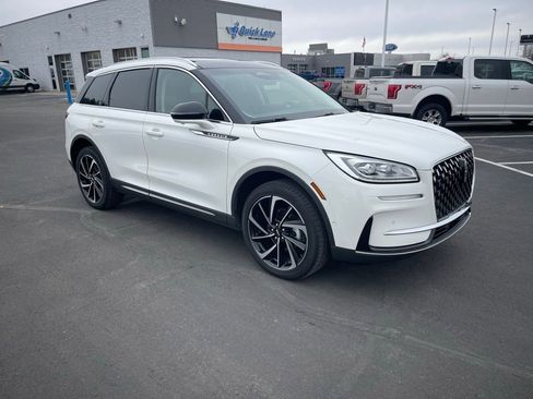 Certified 2024 Lincoln Corsair Reserve w/ Equipment Group 202A image 25