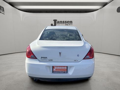 Used 2008 Pontiac G6 GT w/ Premium Package FWD image 3