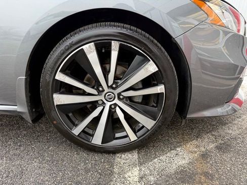 Certified 2020 Nissan Altima 2.0 SR image 11