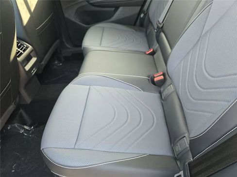 New 2026 Volkswagen Tiguan SE R-Line FWD image 10