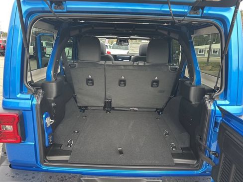 New 2026 Jeep Wrangler Unlimited Sport AWD/4WD image 27