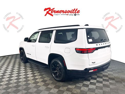 New 2025 Jeep Wagoneer Series II w/ Convenience Group I image 5