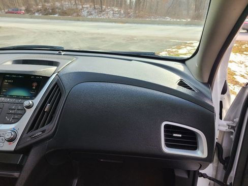 Used 2016 Chevrolet Equinox LTZ w/ Enhanced Convenience Package image 19