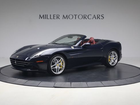 Certified 2016 Ferrari California T RWD image 2