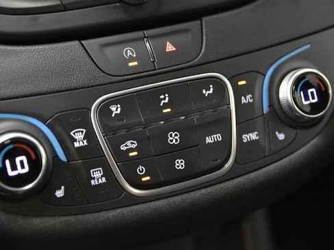Used 2024 Chevrolet Malibu LT FWD image 27