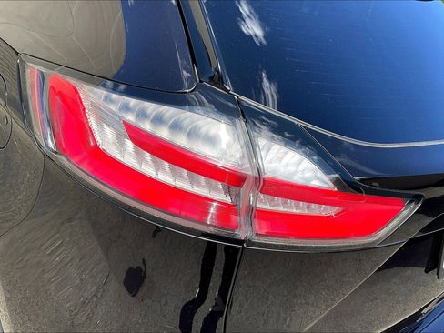 Used 2022 Ford Edge SE w/ Black Appearance Package AWD/4WD image 28