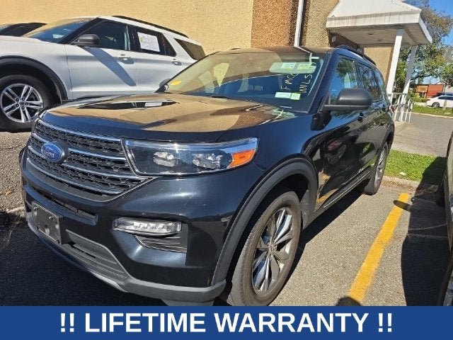Used 2023 Ford Explorer XLT w/ Equipment Group 202A AWD/4WD image 2