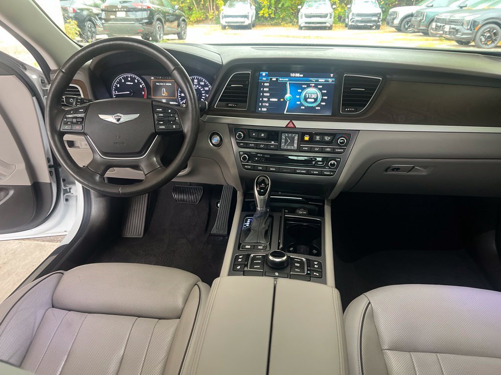 Used 2015 Hyundai Genesis 3.8 w/ Option Group 04 AWD/4WD image 18