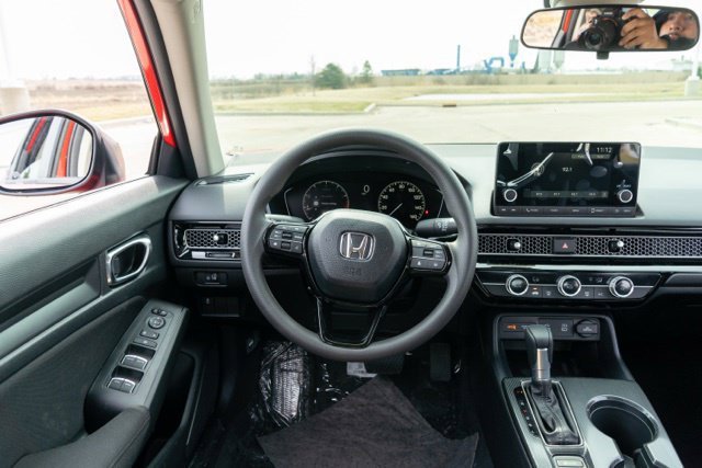 Used 2023 Honda Civic LX image 13