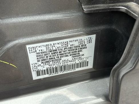 Used 2024 Nissan Sentra SV image 34