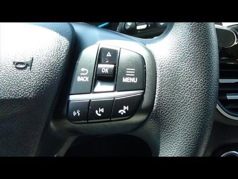 Used 2022 Ford Escape SE image 23