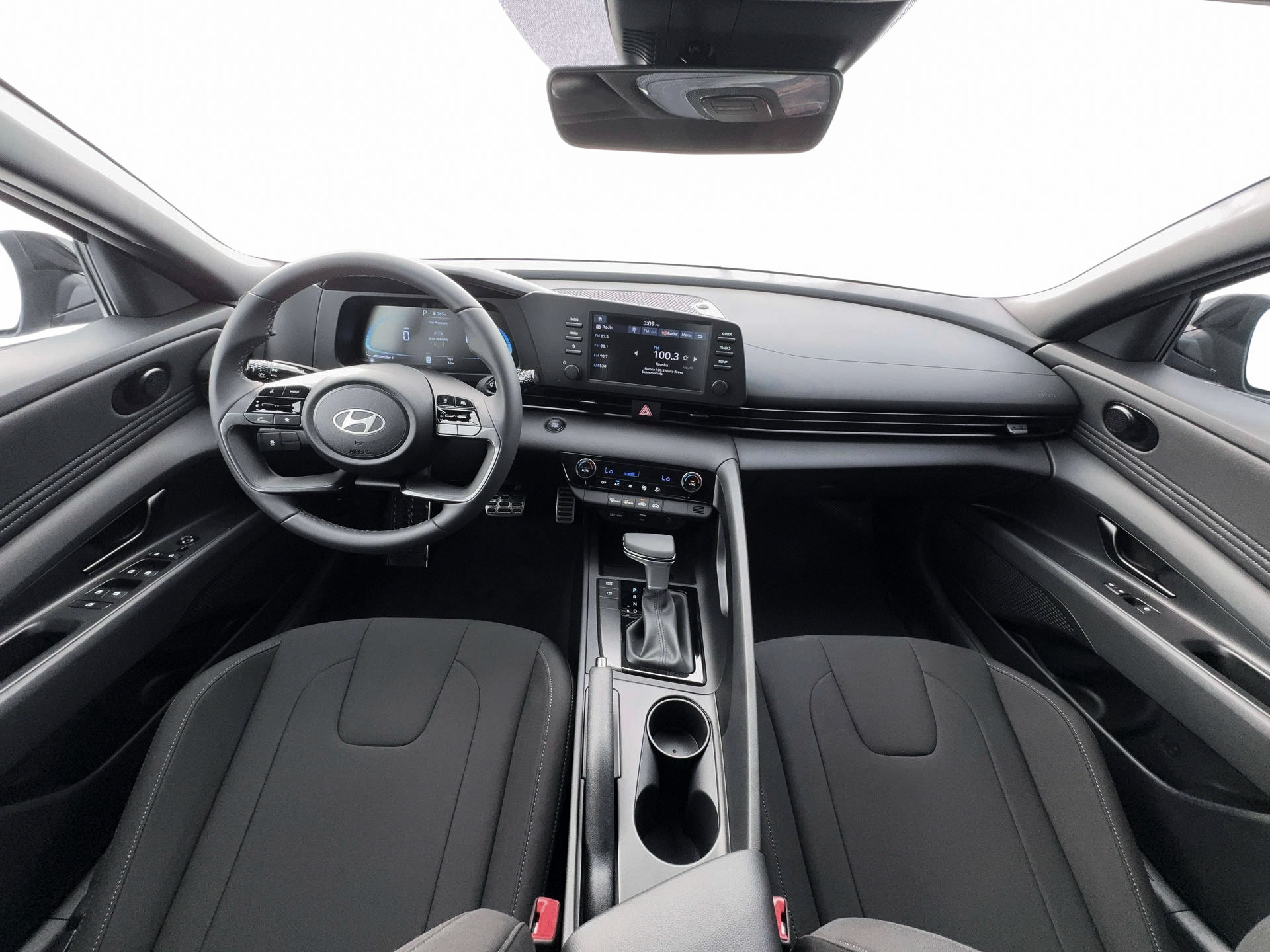 New 2026 Hyundai Elantra SEL Sport FWD image 13