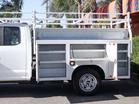 Used 2020 Ford F250 XL w/ Power Equipment Group image 6