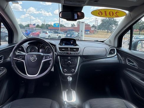 Used 2016 Buick Encore Convenience FWD image 16