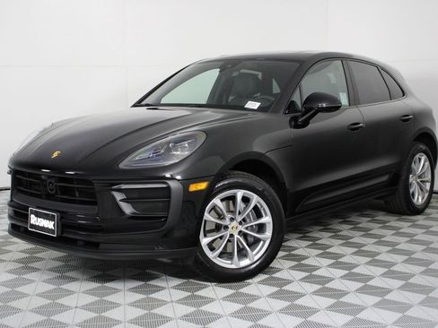 Certified 2026 Porsche Macan image 35
