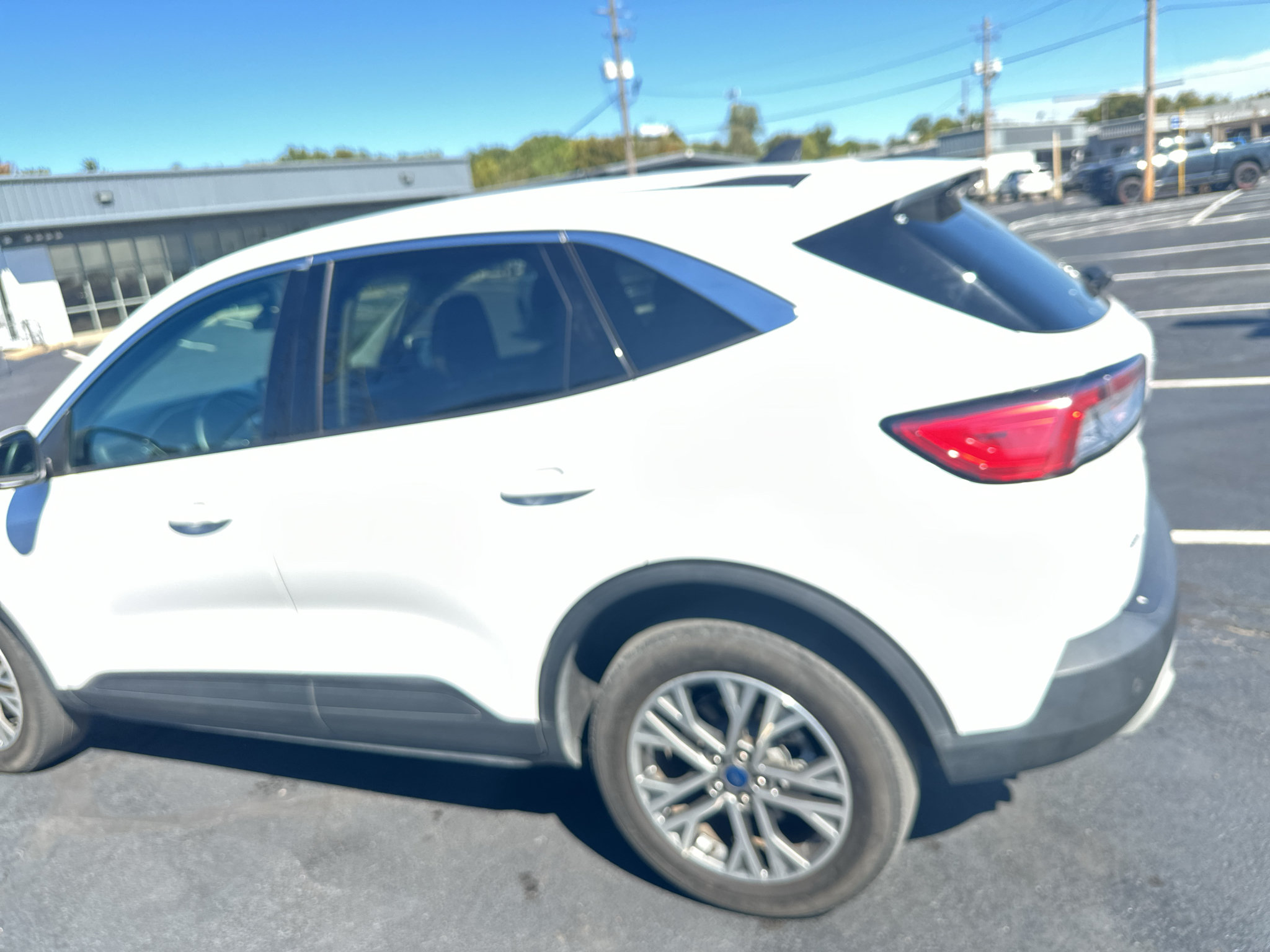 Used 2022 Ford Escape SEL AWD/4WD image 9