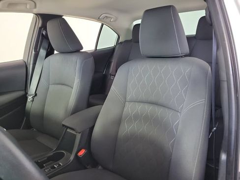 Used 2024 Toyota Corolla LE FWD image 20