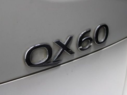 Used 2017 INFINITI QX60 Luxe w/ Deluxe Technology Package AWD/4WD image 8