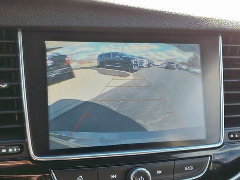 Used 2019 Buick Encore Preferred image 17