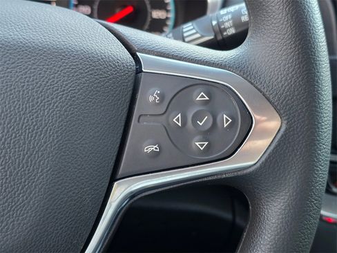 Used 2020 Chevrolet Traverse LS image 66