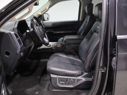 Used 2019 Ford Expedition Platinum AWD/4WD image 10