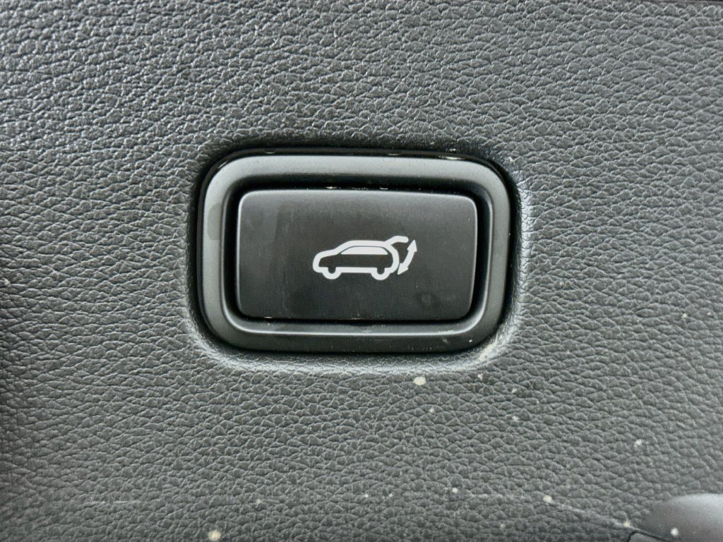 Used 2026 Kia Sportage EX w/ EX Panorama Roof Package FWD image 31