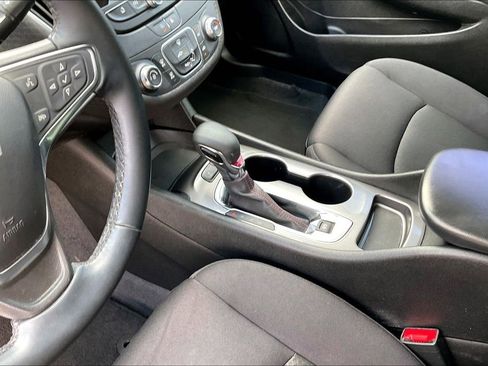 Used 2024 Chevrolet Malibu RS FWD image 15