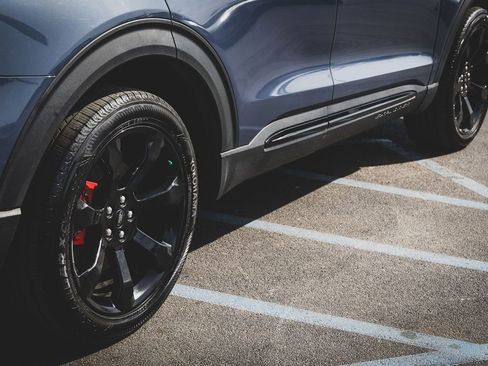 Used 2021 Ford Explorer ST w/ Equipment Group 401A image 11