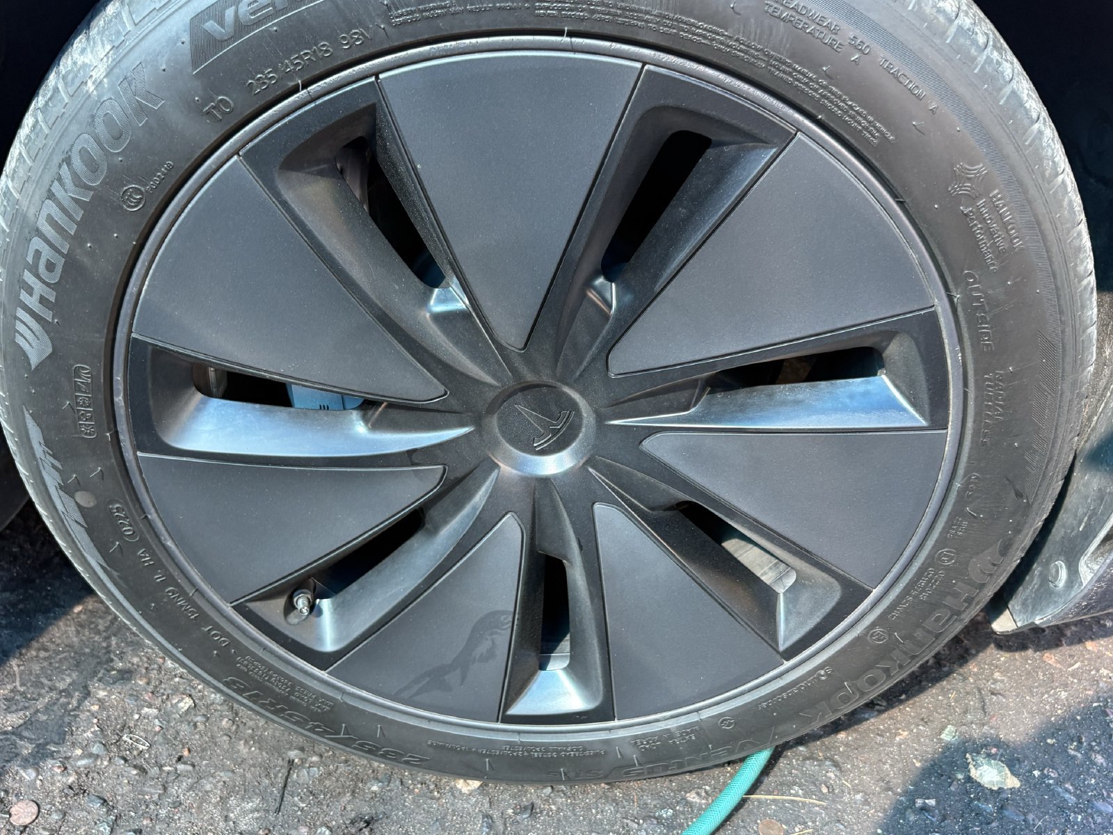 Used 2025 Tesla Model 3 Long Range AWD/4WD image 4