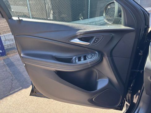 Used 2025 Buick Encore GX Preferred FWD image 18