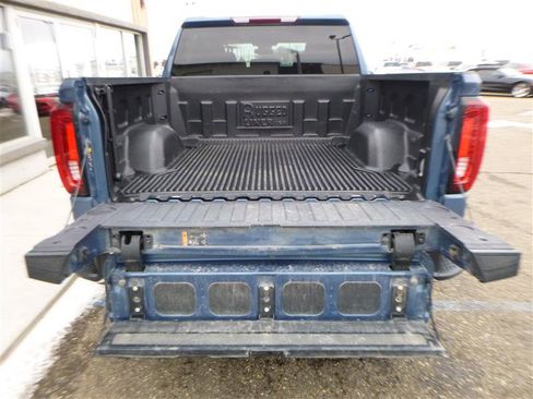Used 2024 GMC Sierra 1500 SLT image 23