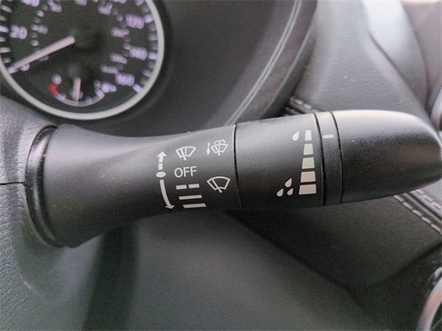 Used 2024 Nissan Sentra SV image 24