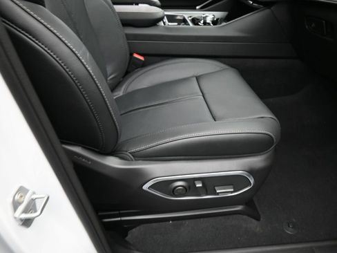 New 2026 Jeep Grand Wagoneer L Limited image 40