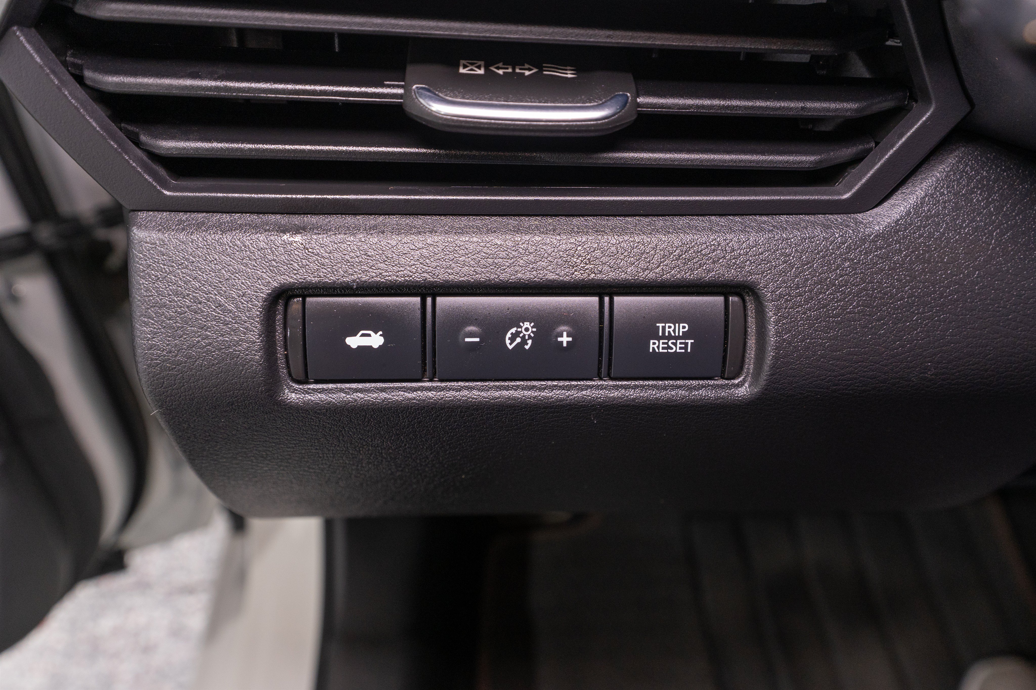 Used 2023 Nissan Altima 2.5 SR w/ SR Premium Package FWD image 30