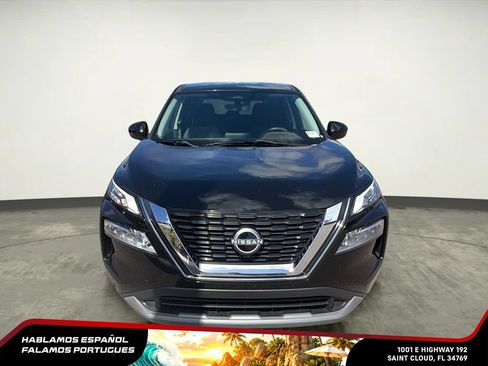 Used 2023 Nissan Rogue SV FWD image 9