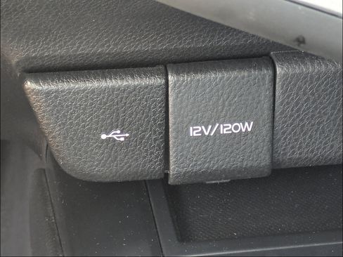 Used 2020 Toyota Camry LE FWD image 25