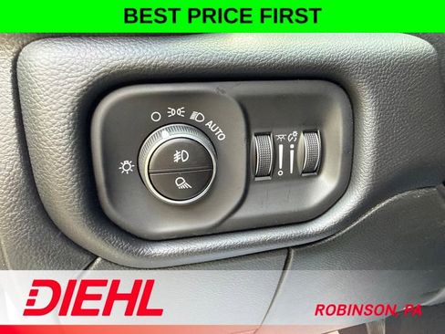 New 2026 RAM 2500 Laramie AWD/4WD image 22