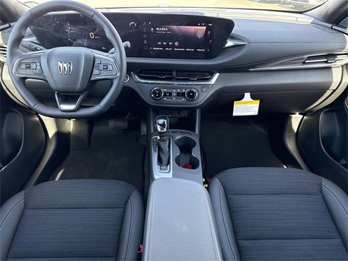 New 2026 Buick Envista Preferred image 18