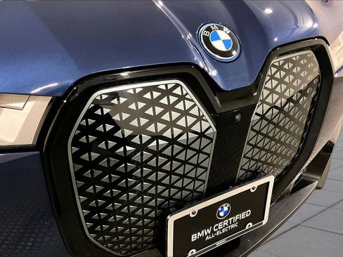 Certified 2024 BMW iX xDrive50 w/ Convenience Package AWD/4WD image 29
