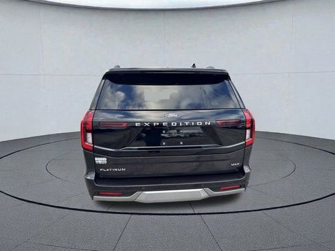 New 2025 Ford Expedition Max Platinum w/ Platinum Ultimate Package AWD/4WD image 5